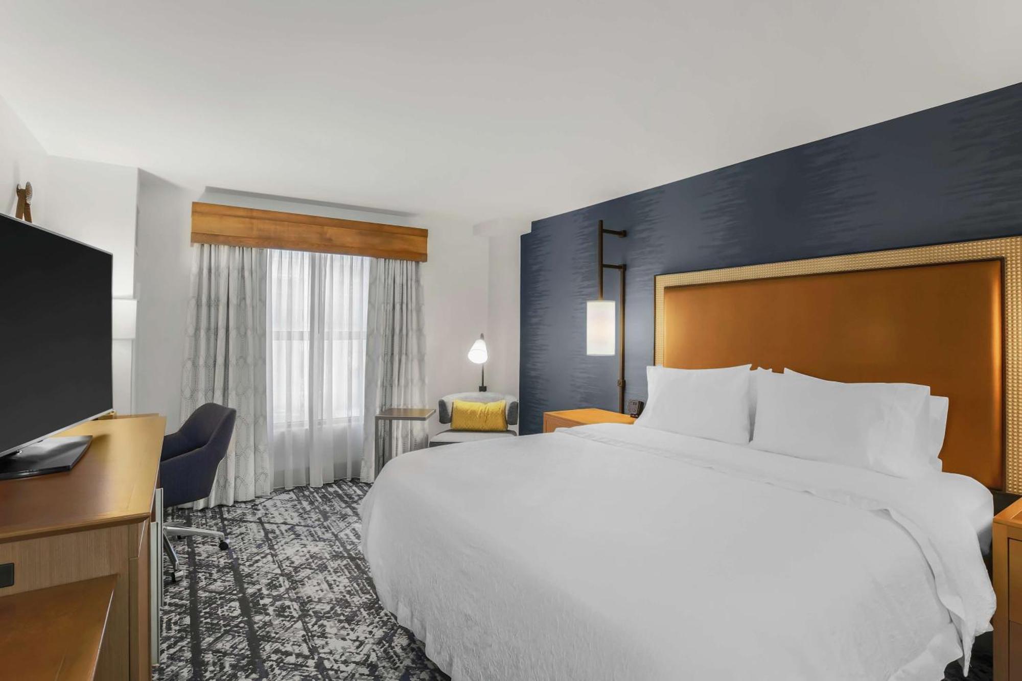 King Room King Bed Non-Smoking